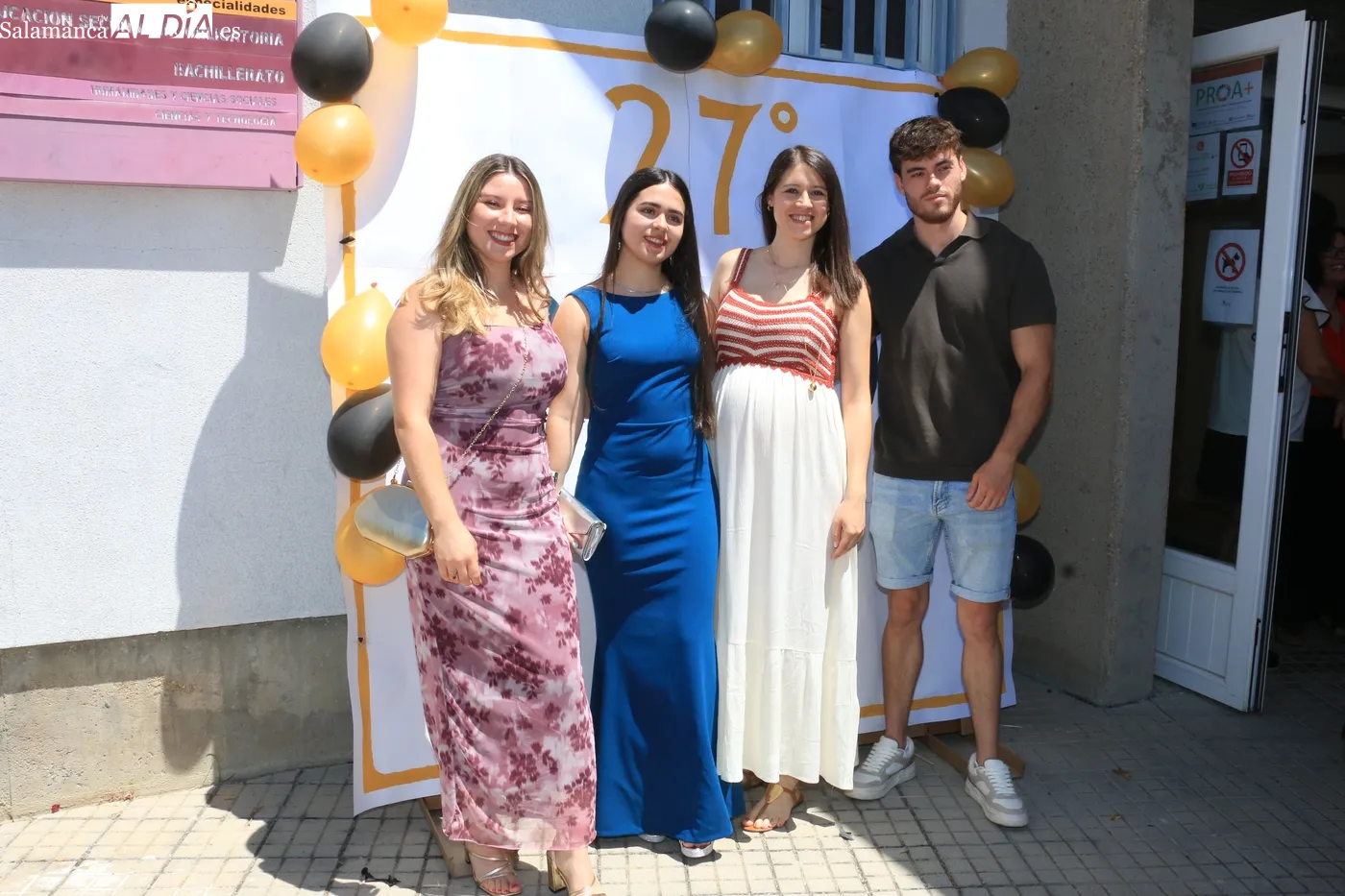 Graduación de siete alumnos de Bachillerato en Lumbrales / CORRAL