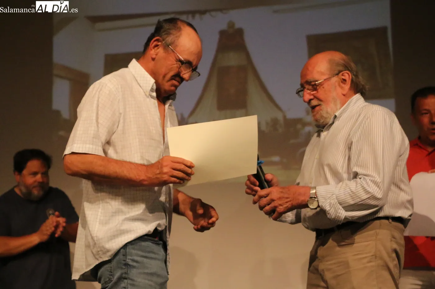 Acto de graduación de UniverUsal en Vitigudino / CORRAL 