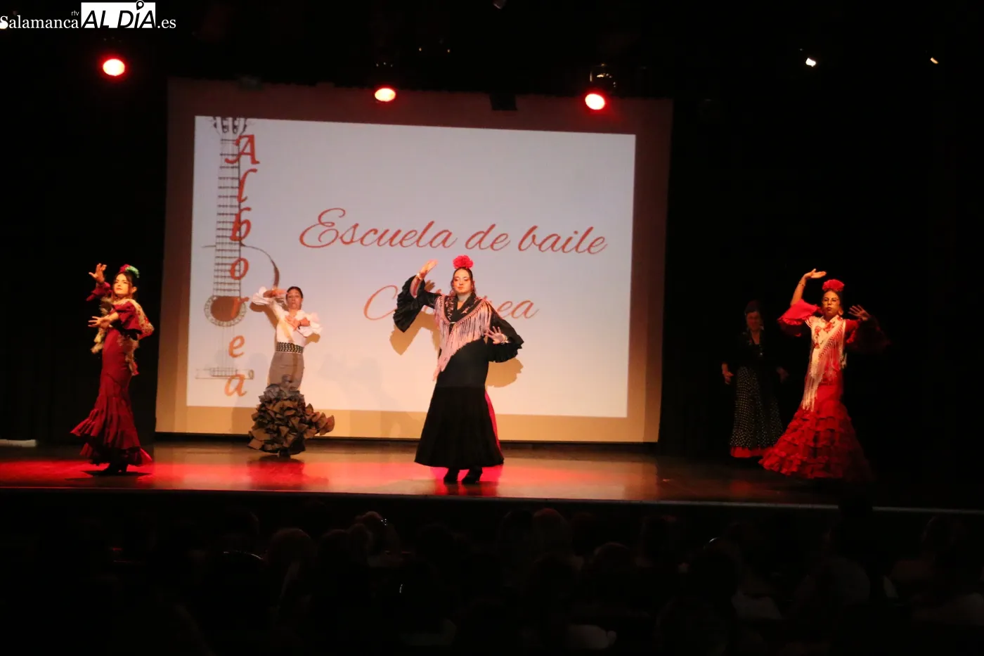 Actuación fin de curso de la Escuela de Baile Alborea en Vitigudino / CORRAL 