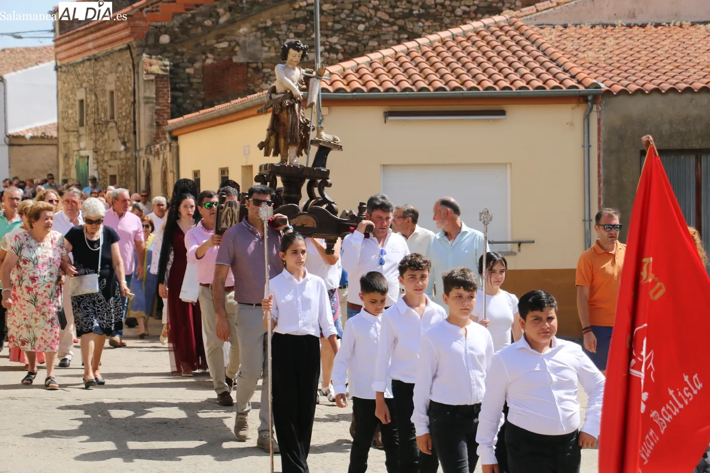 Celebración de los actos en honor a San Juan en Hinojosa de Duero / CORRAL