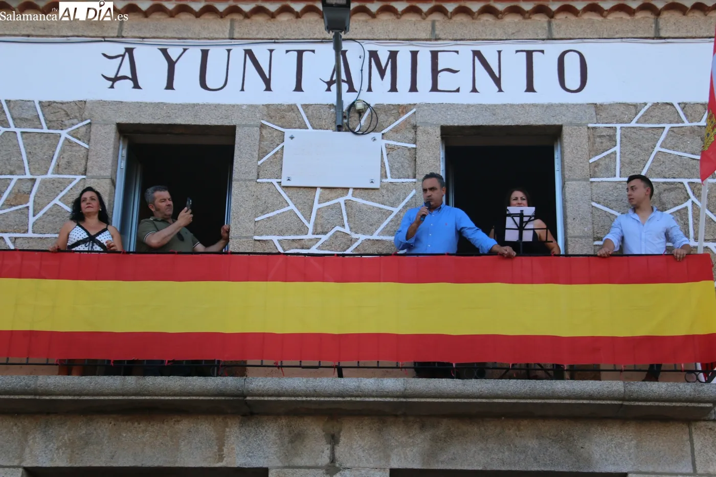 Comienzo oficial de las fiestas de San Juan en Bogajo / CORRAL