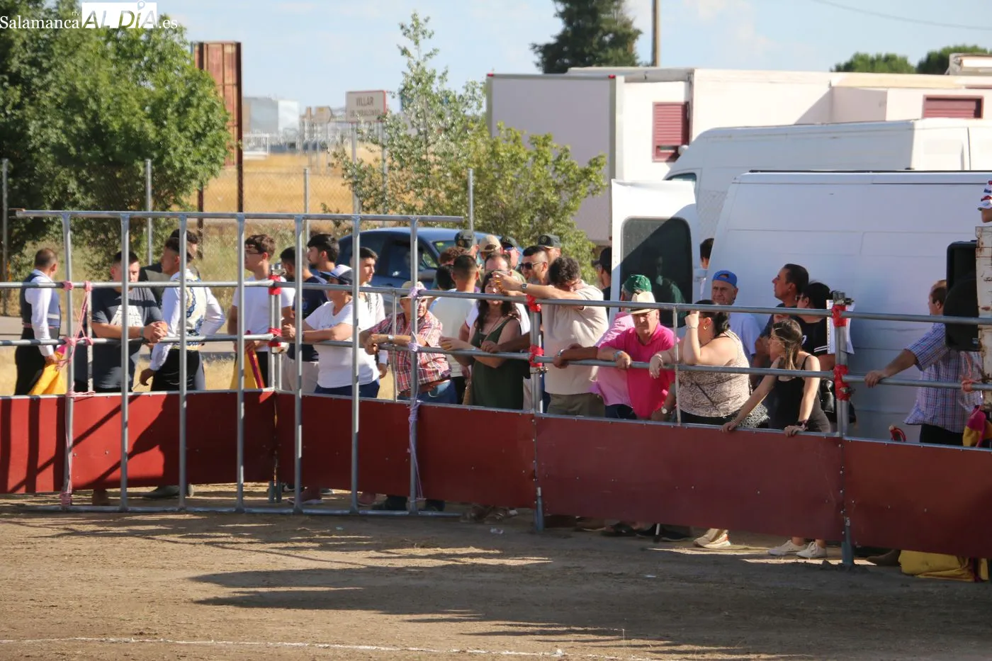 Festejo taurino en Villar de Peralonso