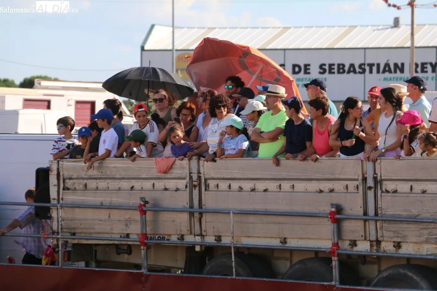 Festejo taurino en Villar de Peralonso