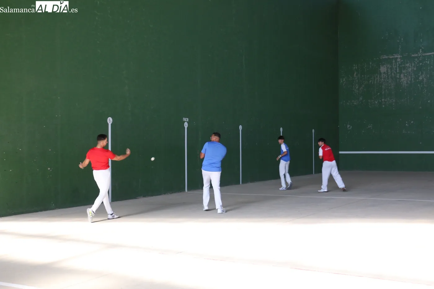 Bonita tarde de pelota en Villa r de Peralonso / CORRAL