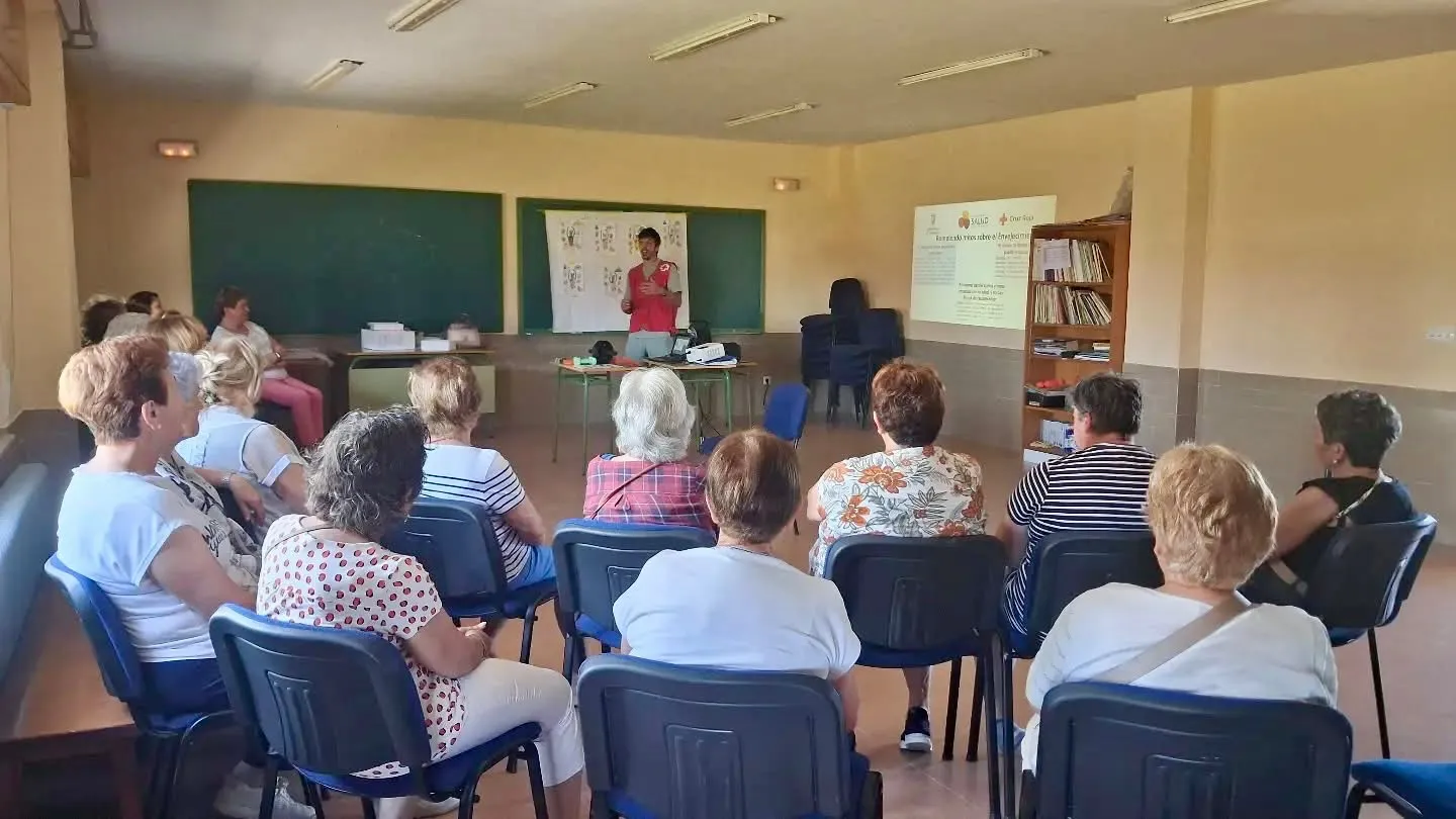 Foto 2 - Gran participaci&oacute;n en el taller saludable organizado por Cruz Roja en Santiago de la Puebla