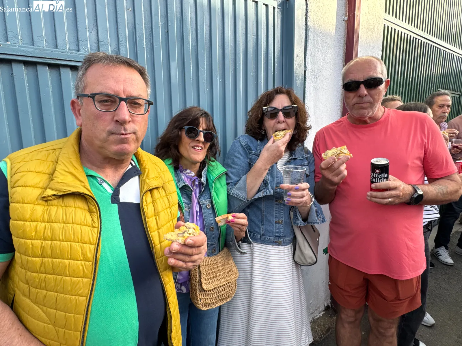 Foto 6 - Las pe&ntilde;as y el ambiente multitudinario ponen en marcha las fiestas del Corpus en El Campo de Pe&ntilde;aranda