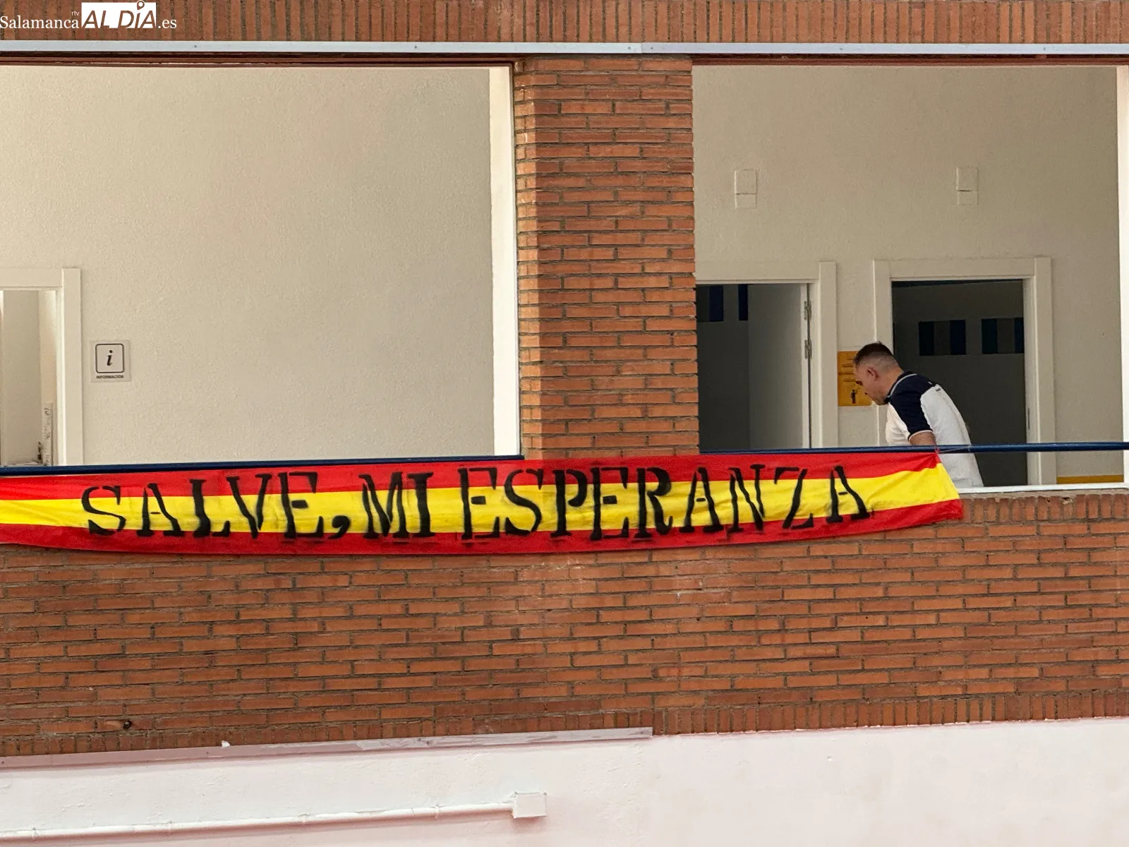 Foto 5 - Deporte, convivencia y solidaridad en el multitudinario VIII Campeonato de F&uacute;tbol Sala Nuestra Se&ntilde;ora de la Esperanza