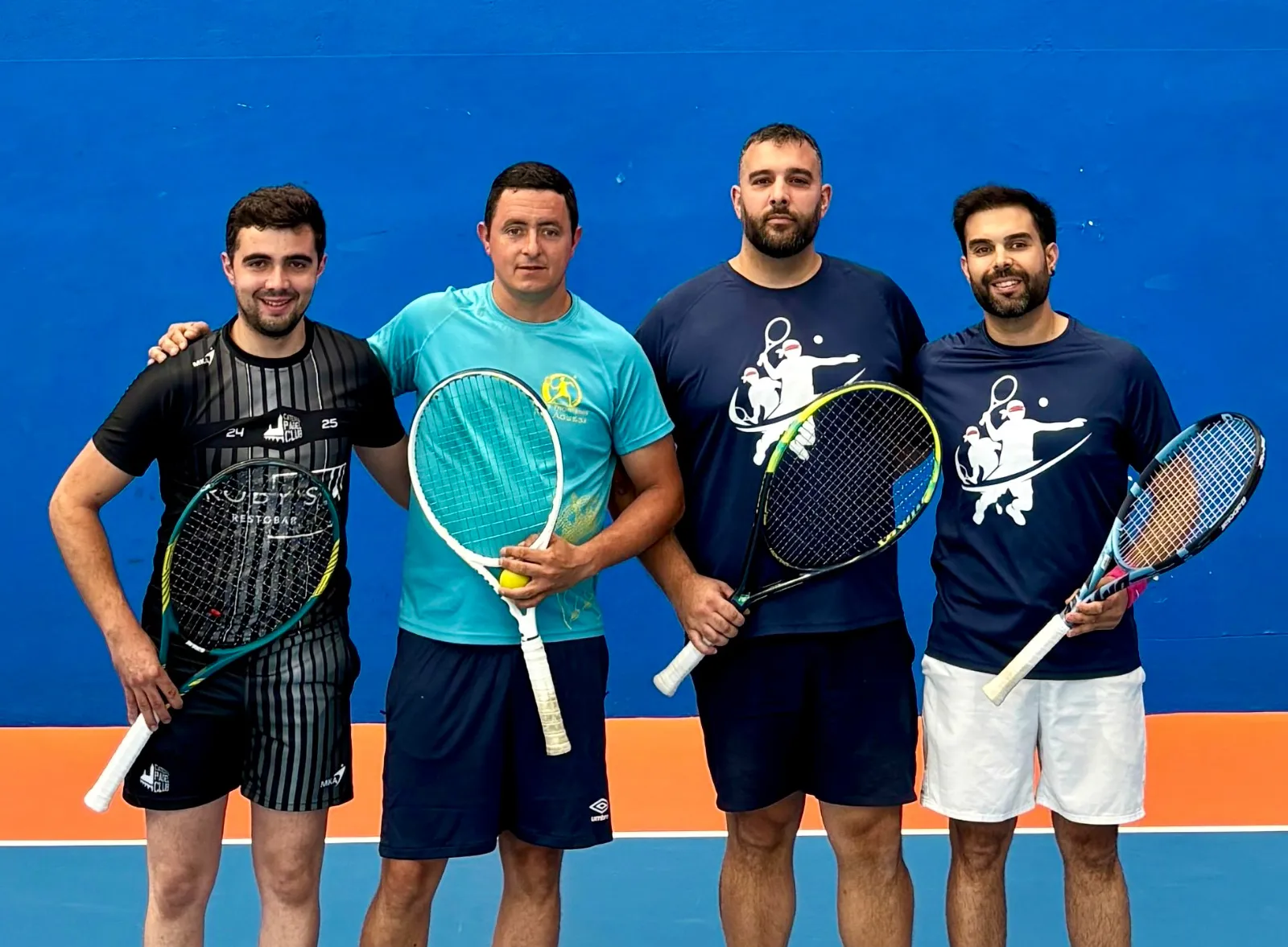 Foto 8 - Pe&ntilde;aranda vive una competida final del Trofeo Diputaci&oacute;n de Frontenis, con el brillante equipo local como subcampe&oacute;n