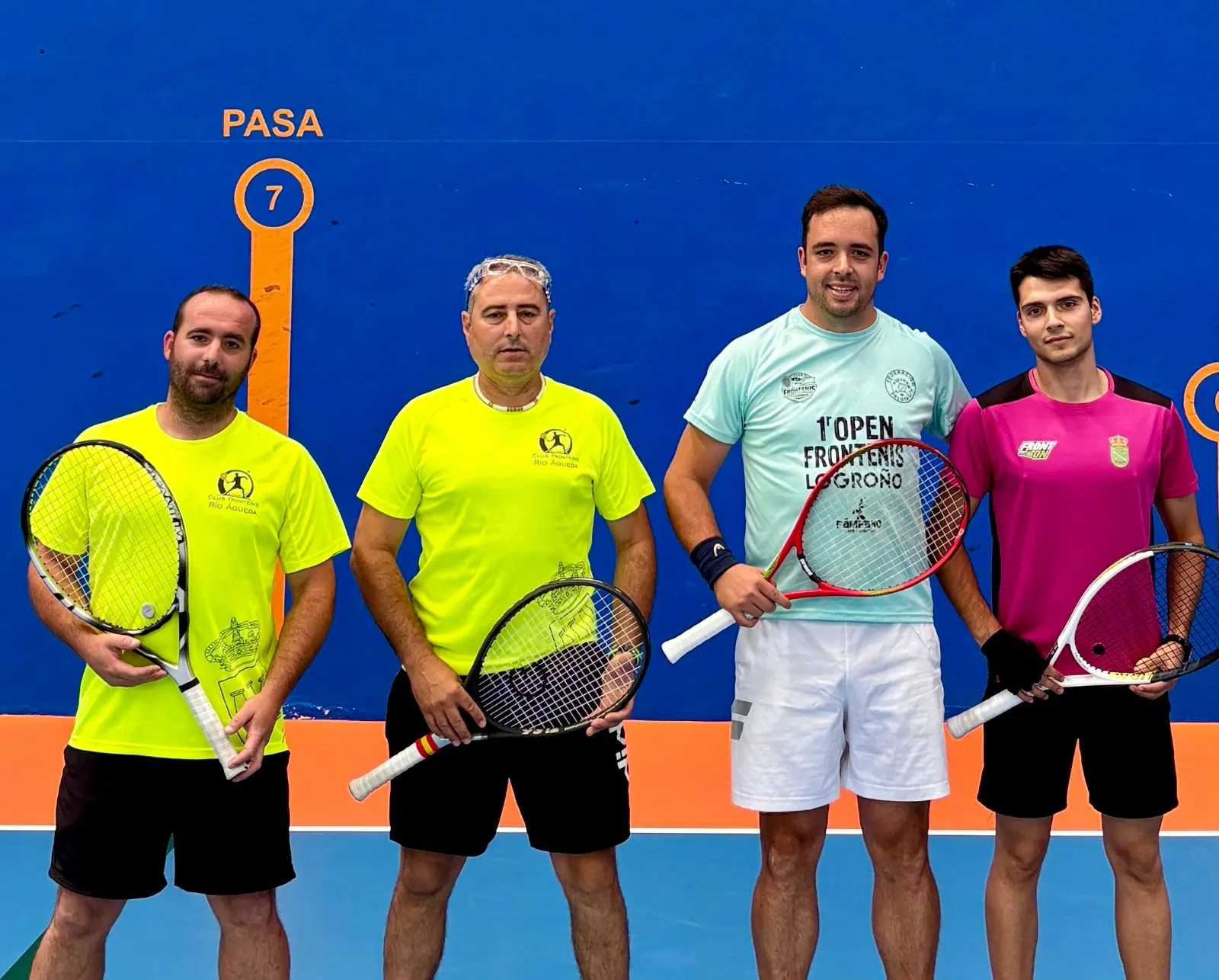Foto 7 - Pe&ntilde;aranda vive una competida final del Trofeo Diputaci&oacute;n de Frontenis, con el brillante equipo local como subcampe&oacute;n