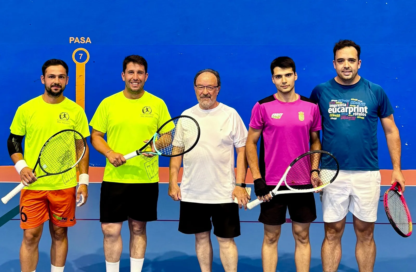Foto 4 - Pe&ntilde;aranda vive una competida final del Trofeo Diputaci&oacute;n de Frontenis, con el brillante equipo local como subcampe&oacute;n