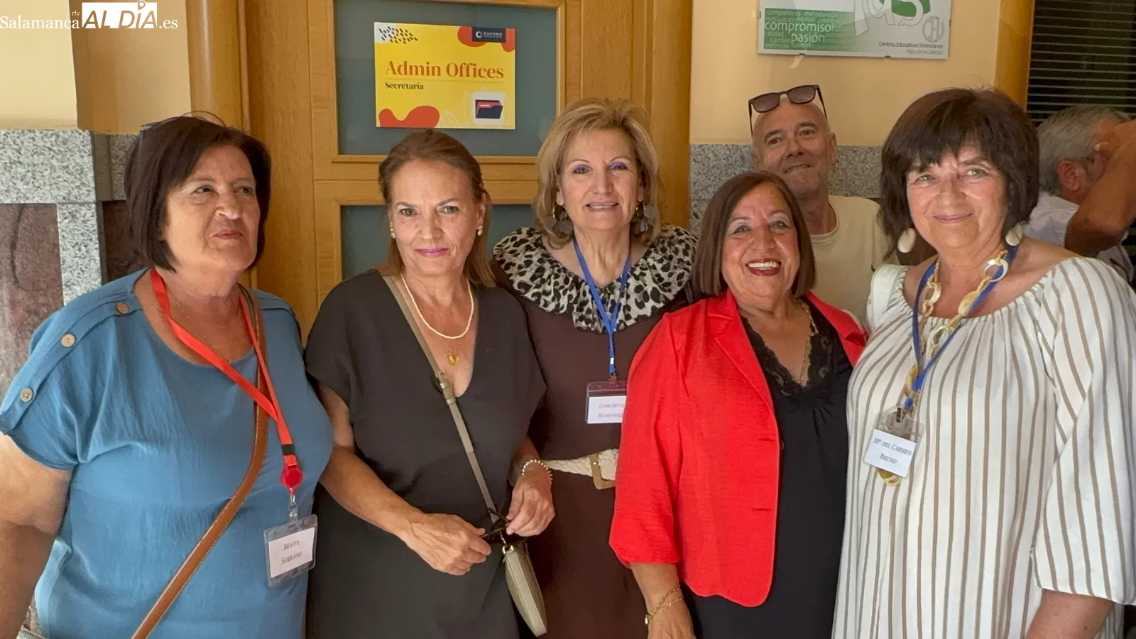 Foto 8 - Los antiguos alumnos de La Encarnaci&oacute;n celebran un reencuentro emotivo e inolvidable 50 a&ntilde;os despu&eacute;s