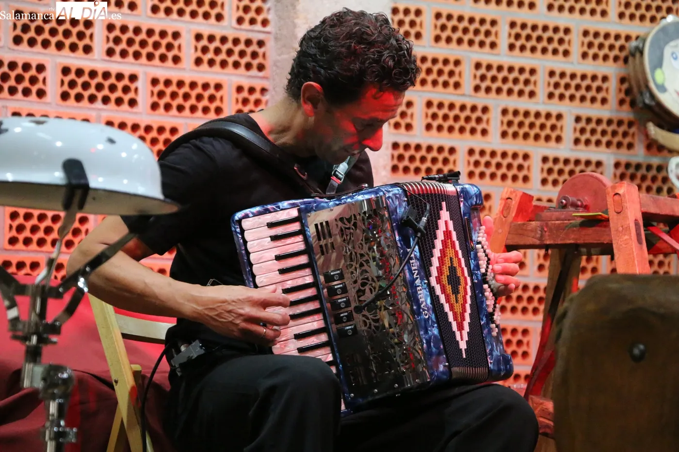 Actuación de Gabriel Calvo y su 'Fabulosa Retahila' en El Cubo de Don Sancho / CORRAL 