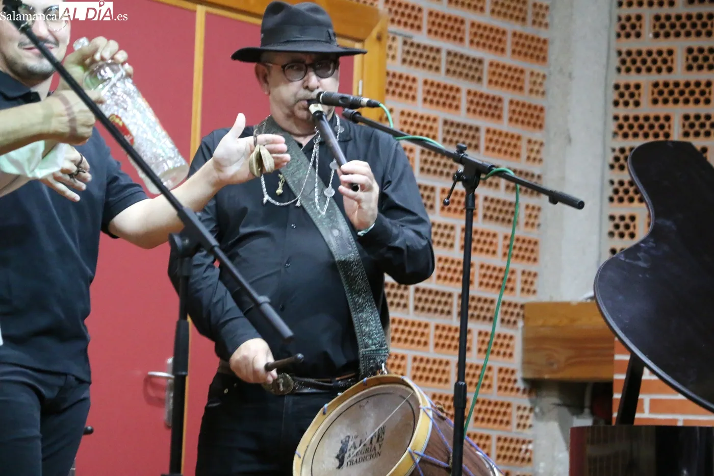 Actuación de Gabriel Calvo y su 'Fabulosa Retahila' en El Cubo de Don Sancho / CORRAL 