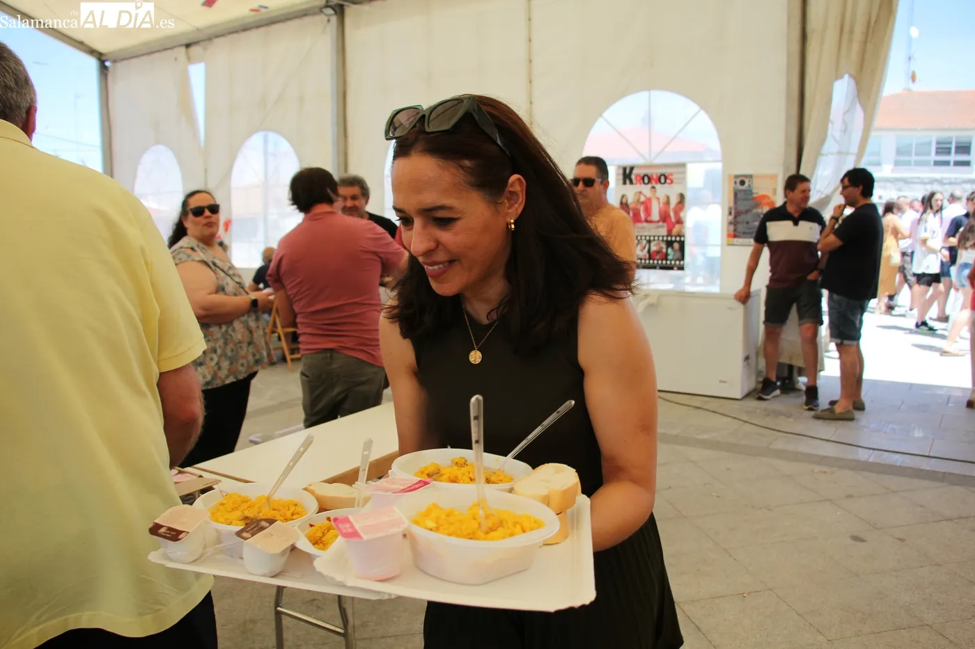 Arroz con cangrejos para despedir las fiestas del Corpus / CORRAL
