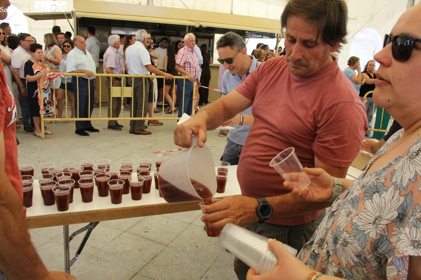 Arroz con cangrejos para despedir las fiestas del Corpus / CORRAL