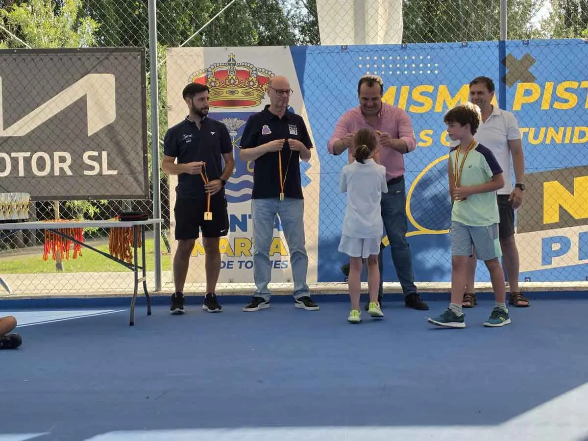 Foto 4 - 'La Raqueta' acoge las finales de los juegos escolares de tenis de Santa Marta