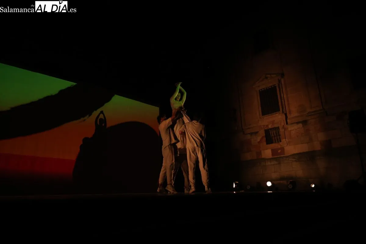 Las compañías vascas Logela y Circle of Trust han clausurado la última edición del Festival Fácyl en Salamanca. Foto de David Sañudo