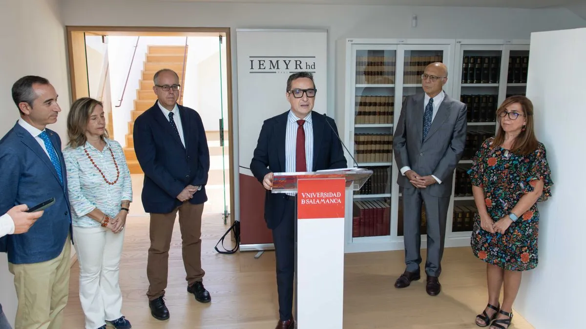 La USAL inaugura la biblioteca del IEMYRhd con 16.000 libros