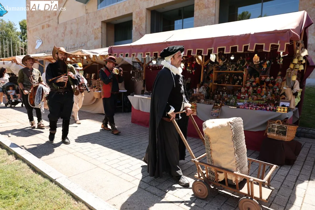 Inauguración del Mercado Colombino en la Vaguada de la Palma. Foto de David Sañudo