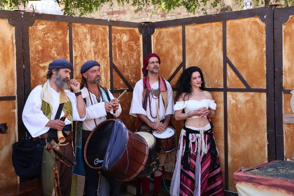 Inauguración del Mercado Colombino en la Vaguada de la Palma. Foto de David Sañudo