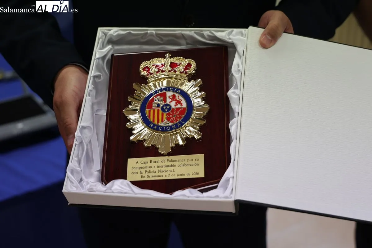 Dron con IA donado por Caja Rural de Salamanca a la Policía Nacional en Salamanca, capaz de reconocer personas. Foto de David Sañudo