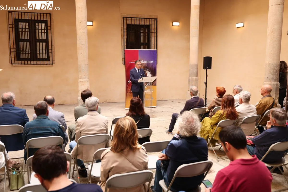 Presentación de Salamanca Plazas y Patios, que rinde homenaje al V Centenario de la Escuela de Salamanca. Foto de David Sañudo