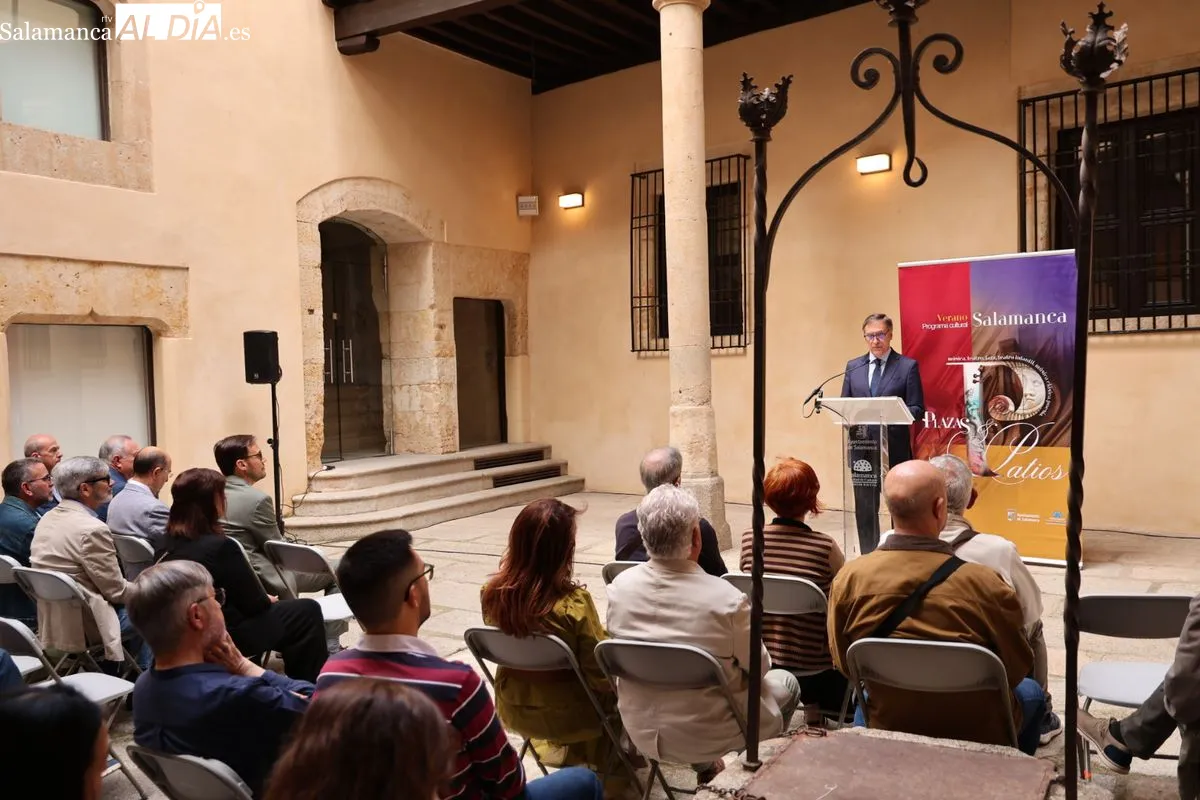 Presentación de Salamanca Plazas y Patios, que rinde homenaje al V Centenario de la Escuela de Salamanca. Foto de David Sañudo