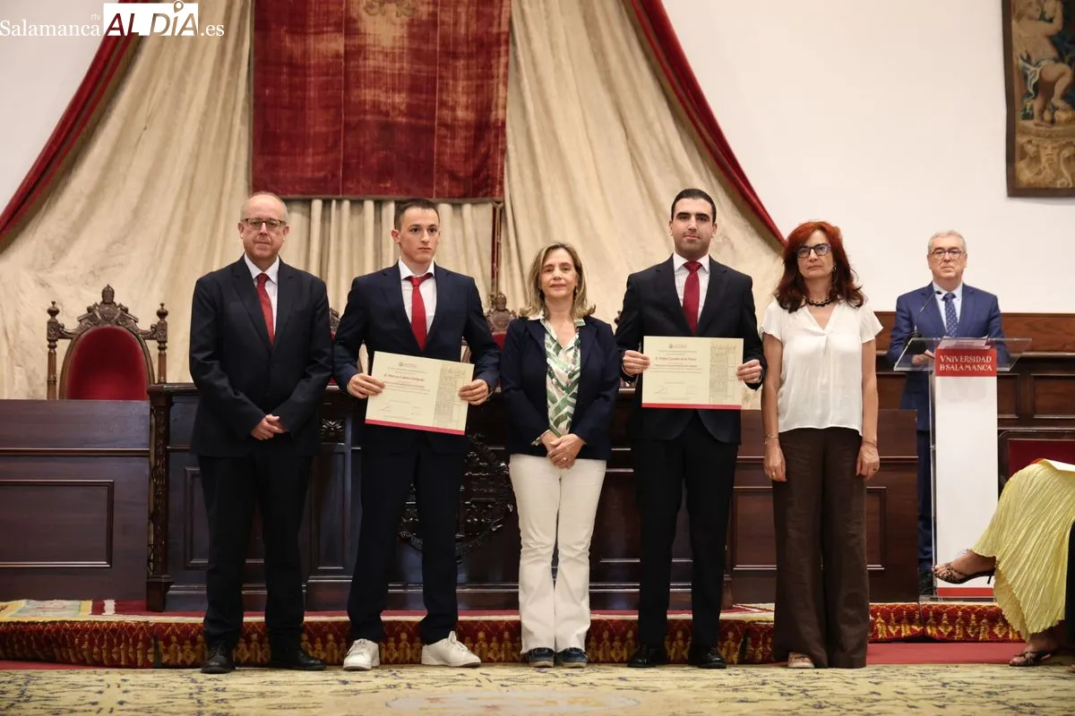 Entrega en el Paraninfo de los Premios Extraordinarios de Grado de la USAL. Foto de David Sañudo
