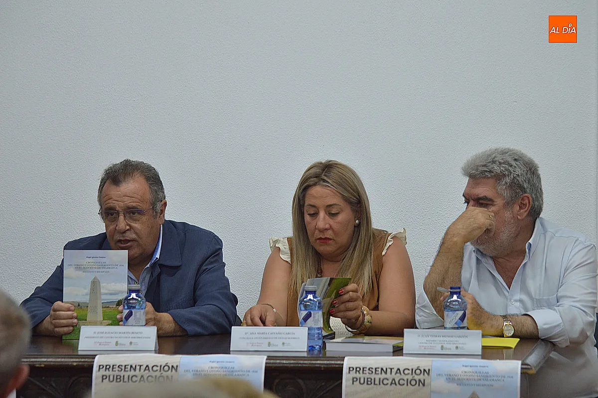 Presentación del libro en la Casa de la Cultura de Ángel Iglesias Ovejero 