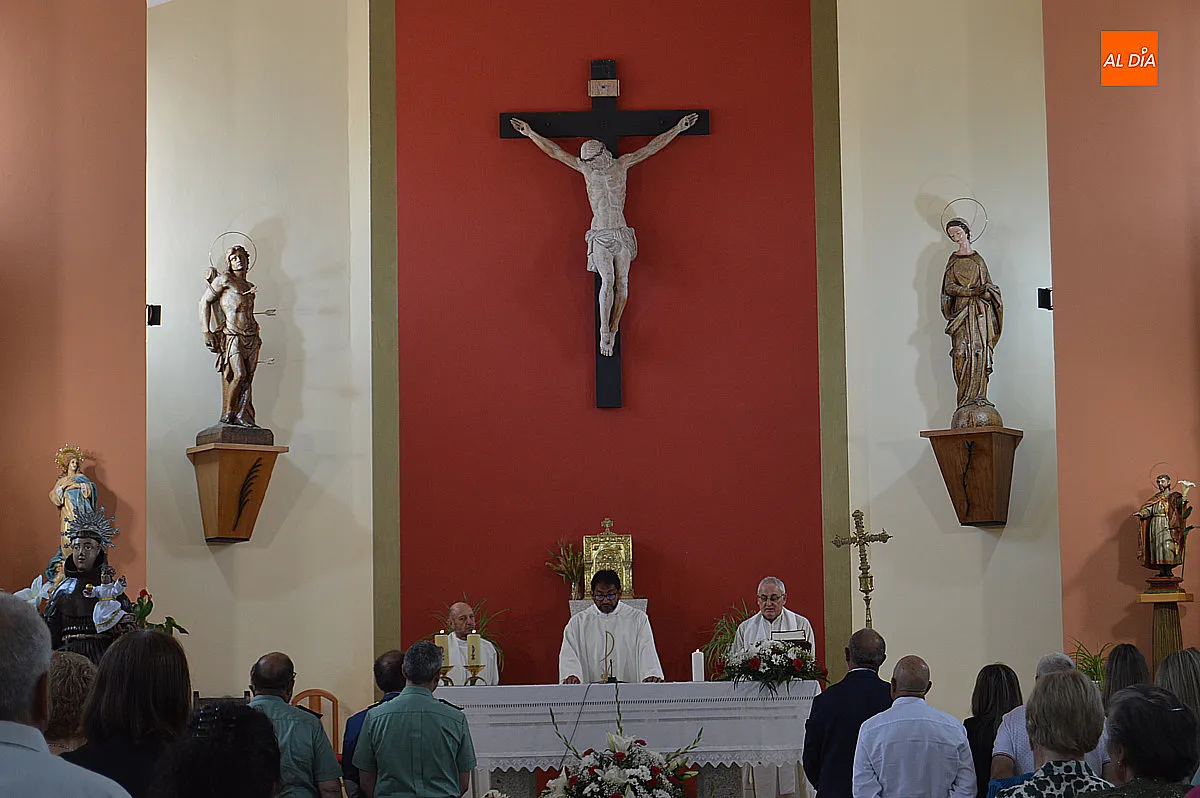 Misa y procesión de las fiestas de Campillo de Azaba 