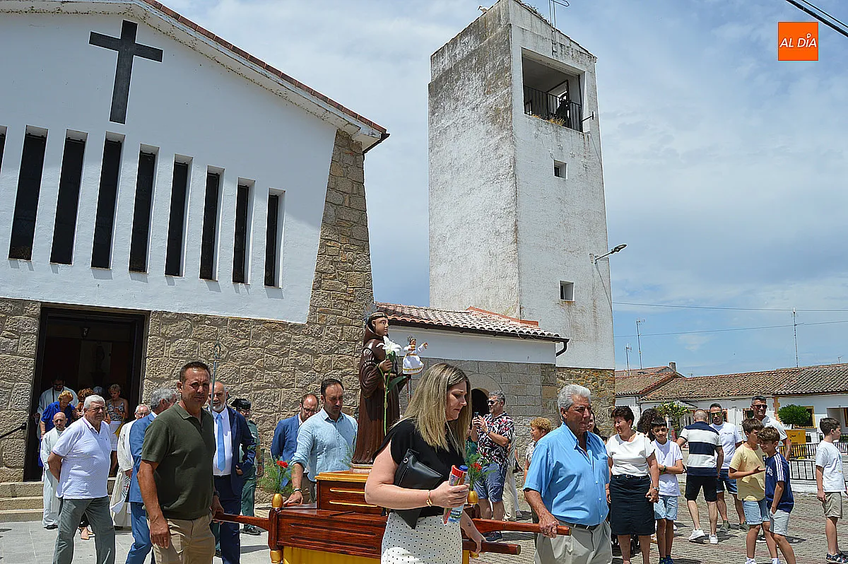 Misa y procesión de las fiestas de Campillo de Azaba 