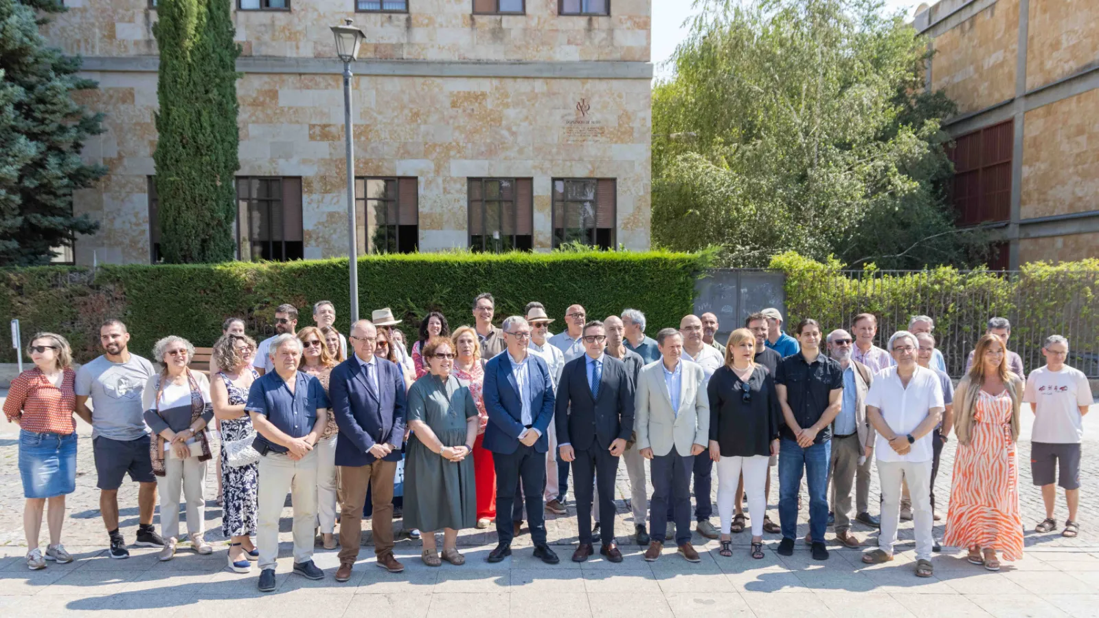 La Universidad de Salamanca homenajea a Domingo de Soto con un vítor en la Facultad de Ciencias. Fotos USAL
