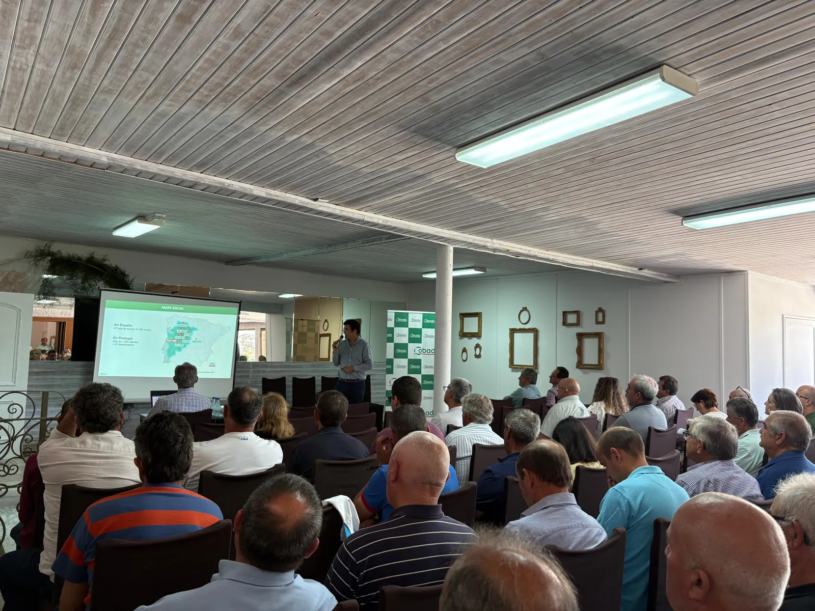 Foto 2 - Cobadu re&uacute;ne a cerca de 600 socios en Pe&ntilde;aranda y Vitigudino