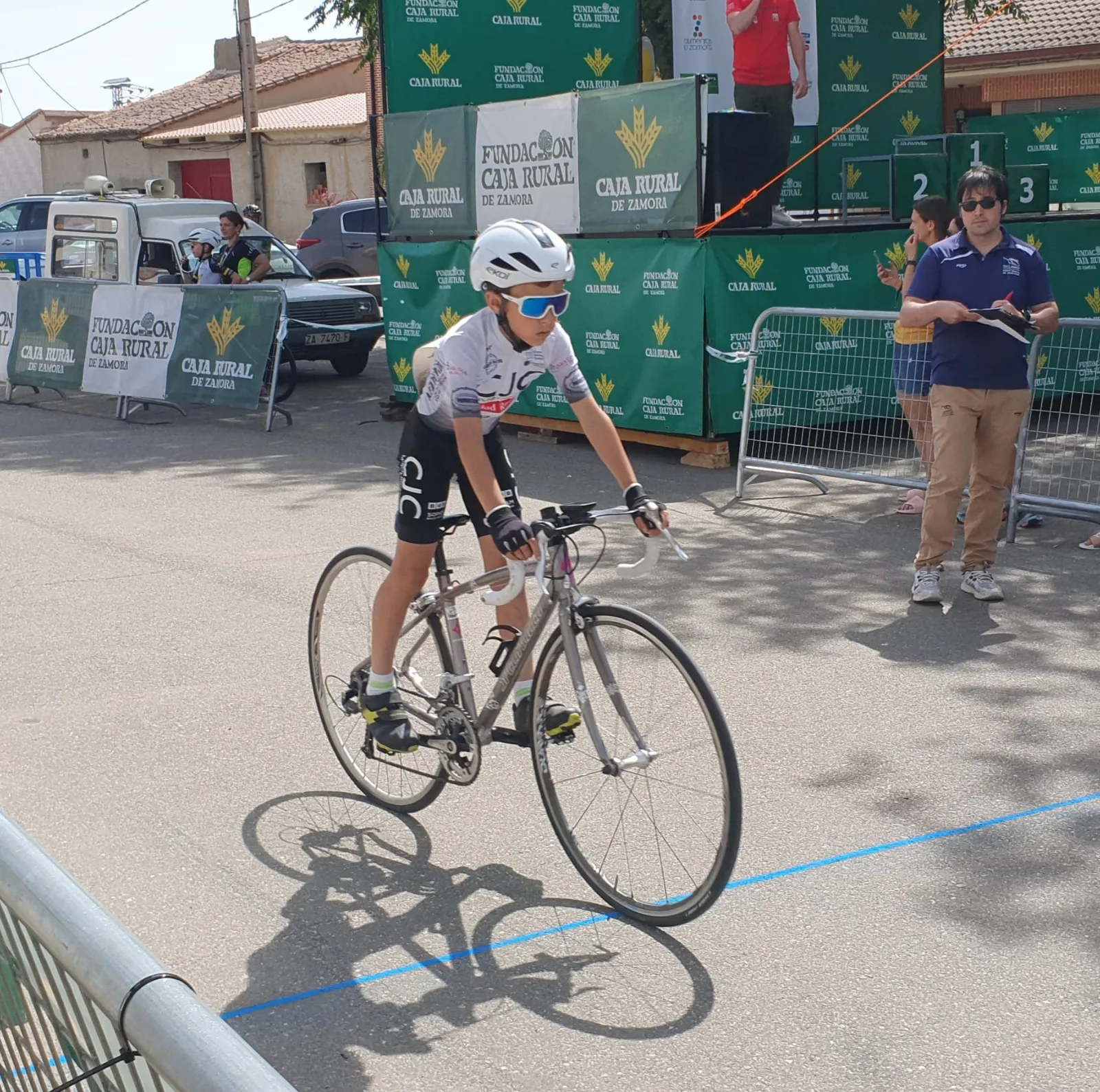 El Club Jóvenes Ciclistas Mirobrigenses en Coreses 