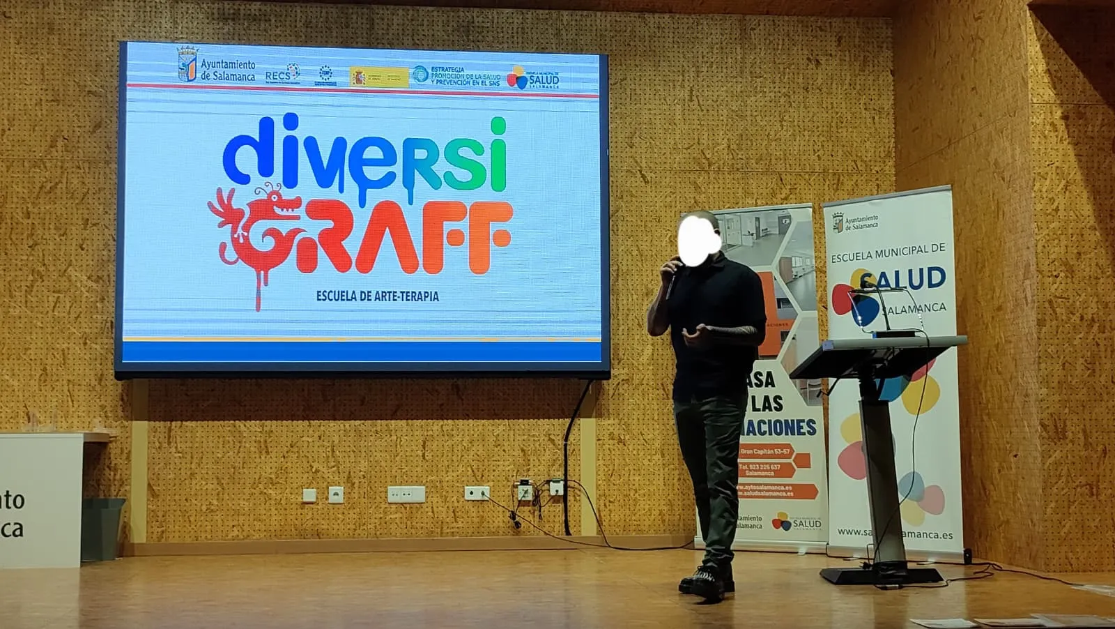 Foto 2 - Diversigraff: el graffiti que cura la salud mental de los j&oacute;venes premiado en Salamanca