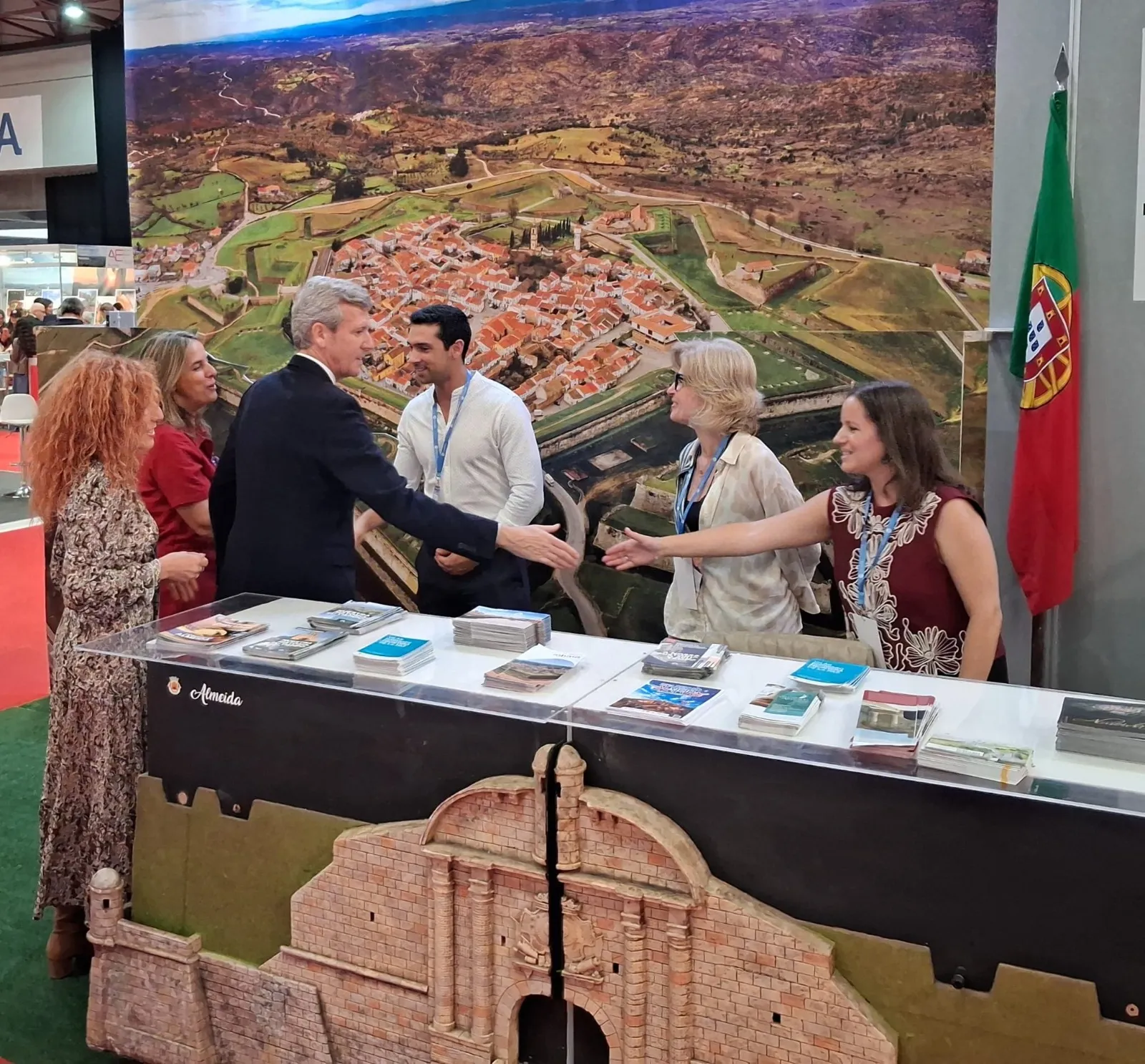 Foto 2 - Ciudad Rodrigo promociona su patrimonio tur&iacute;stico en la Feria Internacional Abanca Semana Verde de Galicia