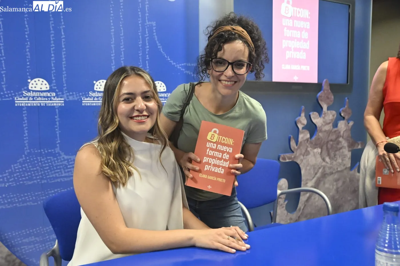 Clara García presenta en Salamanca 'Bitcoin: una nueva forma de propiedad privada'