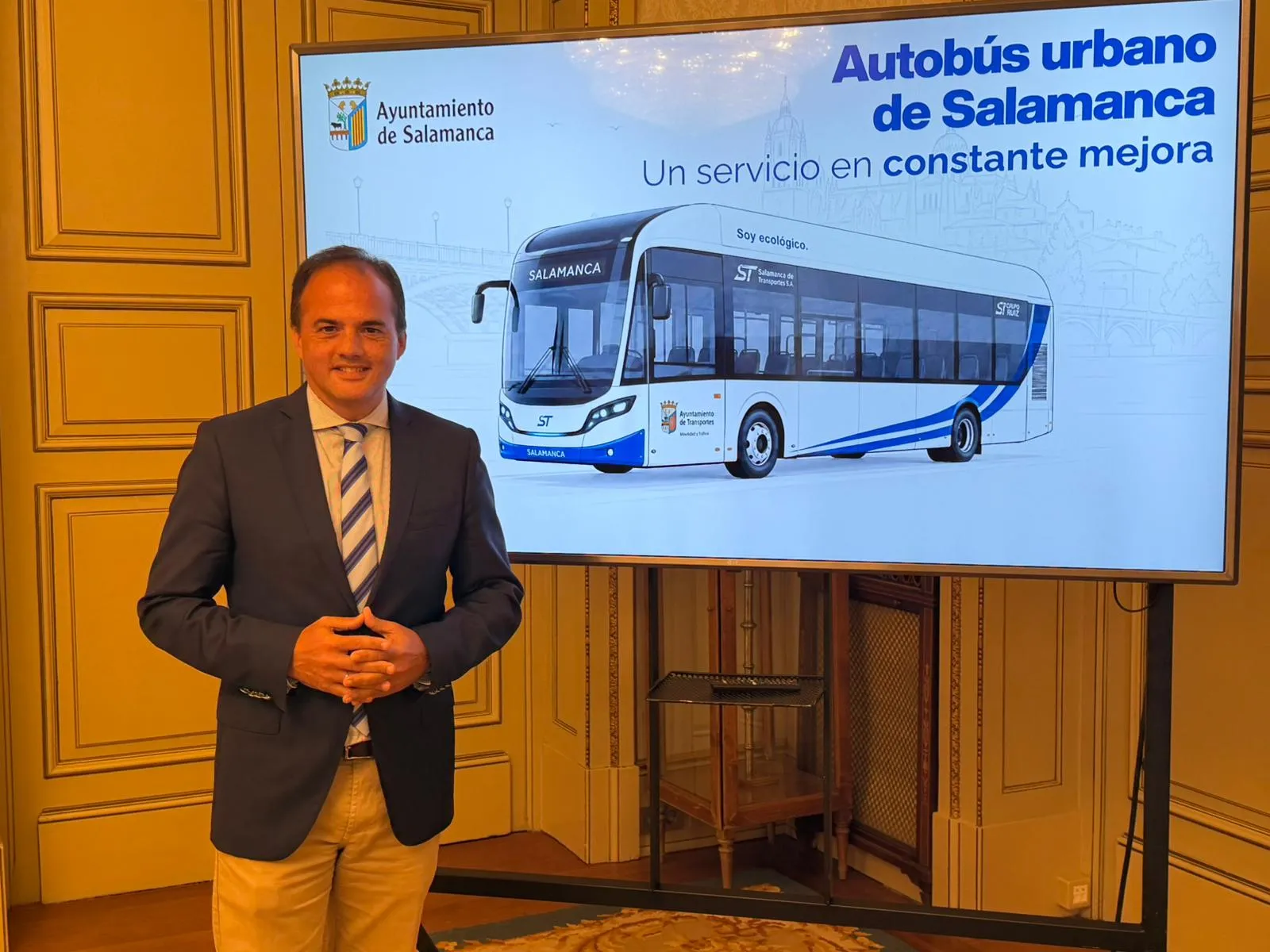 El concejal de Tráfico y Transportes, Ángel Molina