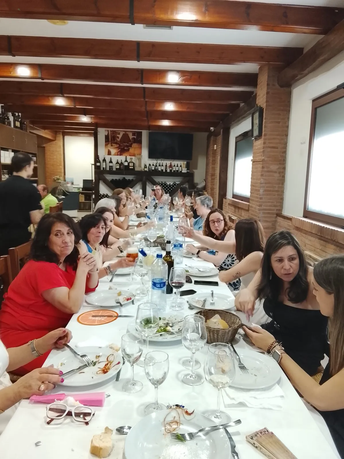 Caluroso homenaje a Amalia Cid en su despedida por jubilación