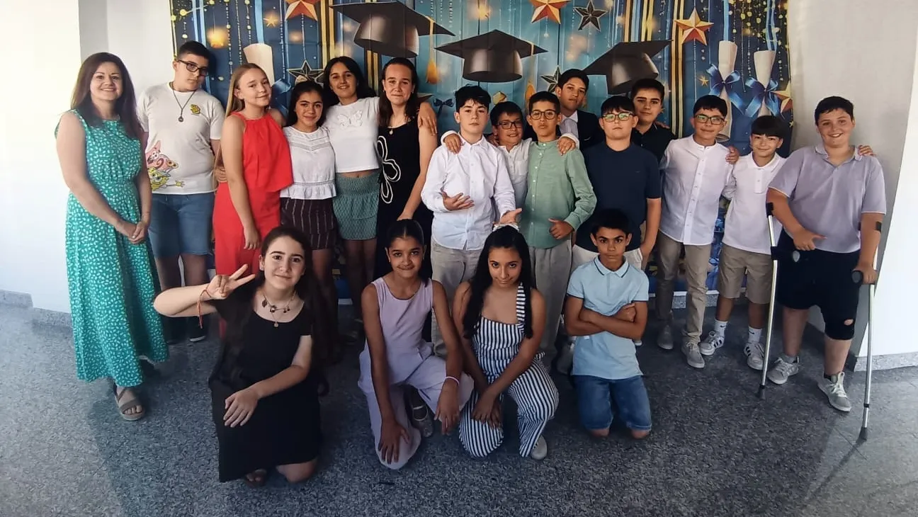 Acto de graduación de los alumnos de 6º de Primaria del CEIP Manuel Moreno Blanco de Vitigudino 