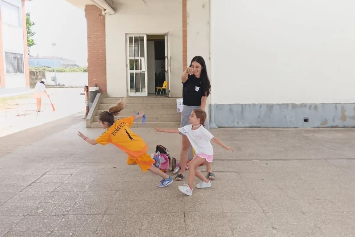 Divertida yincana fin de curso en el CEIP Manuel Moreno Blanco de Vitigudino 