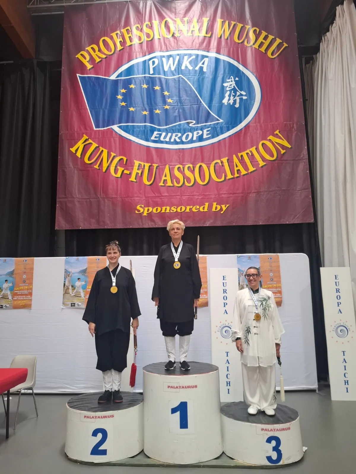 Foto 2 - El Taichi salmantino se consagra en Europa con cinco medallas en Mil&aacute;n