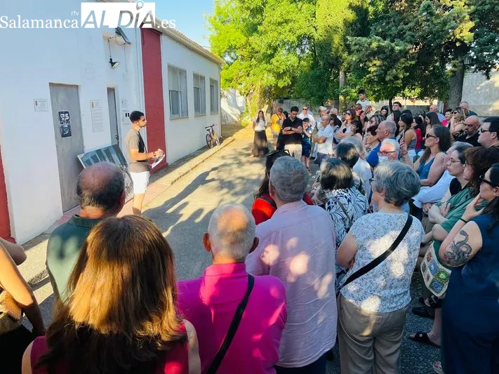 Foto 5 - Pedrosillo de Alba rinde un emotivo homenaje a sus maestros y pone en valor el legado de sus antiguas escuelas