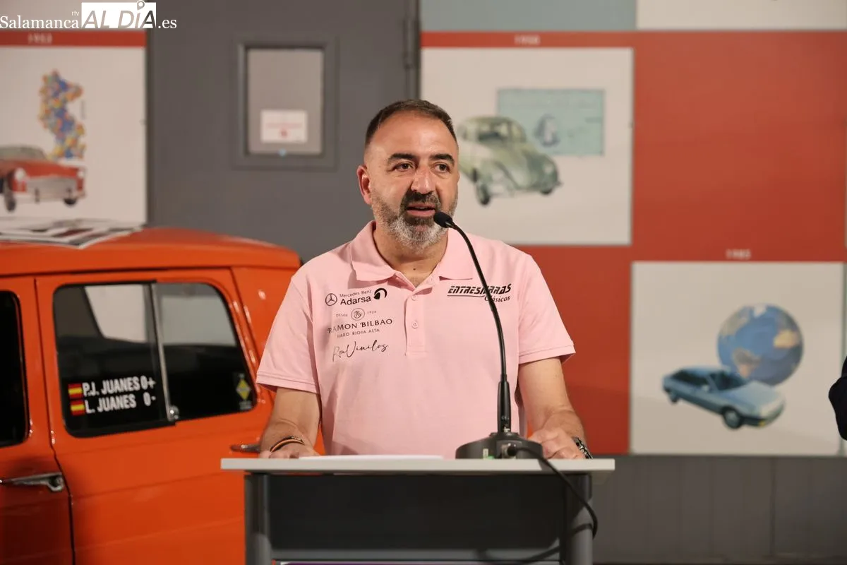 Presentación en el Museo de Automoción del XIII Rallye Entresierras Histórico. Foto de David Sañudo