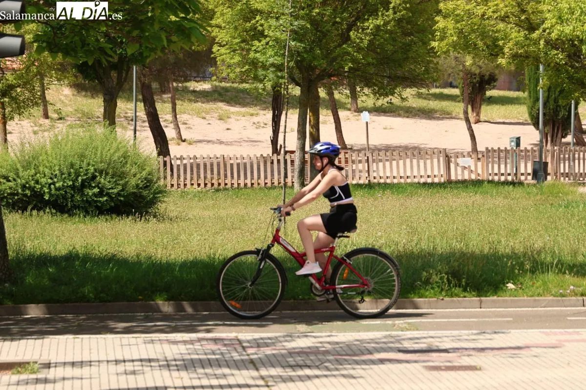 Salamanca supera los 130 kilómetros de carril bici. Foto de David Sañudo
