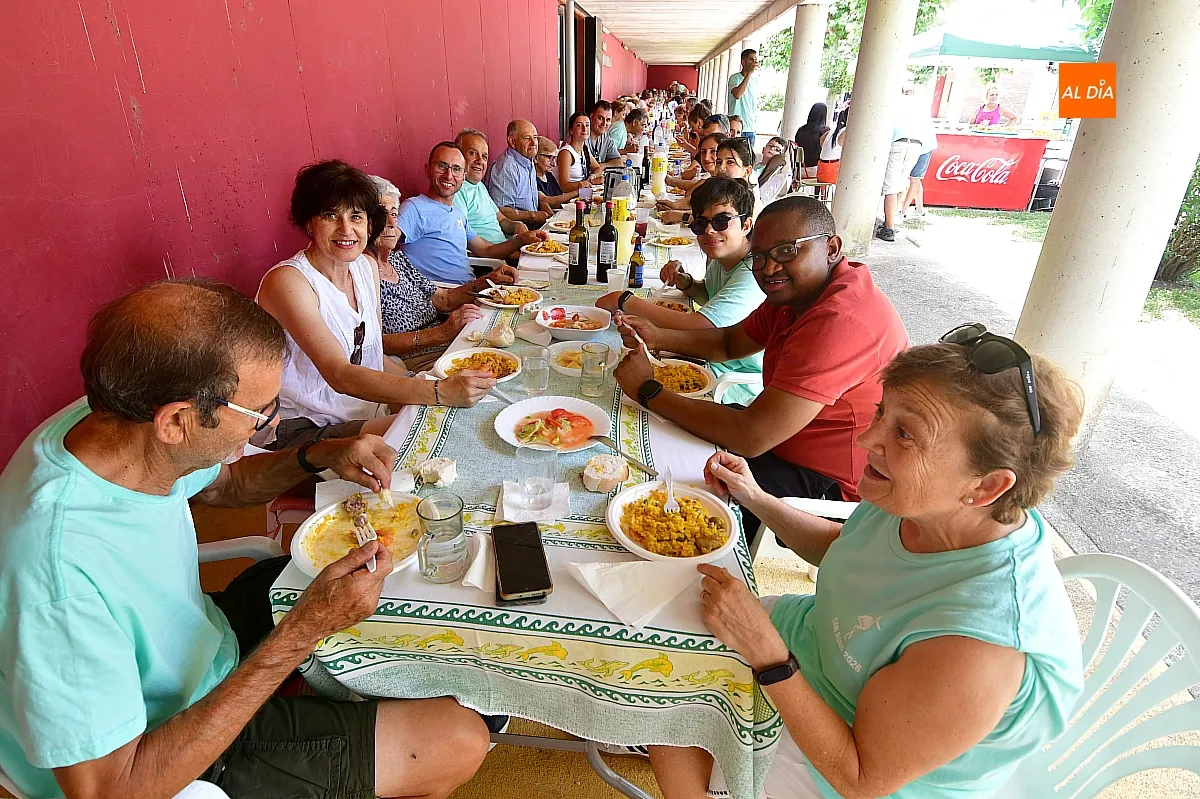 Sanjuanejo fiestas San Juan paella