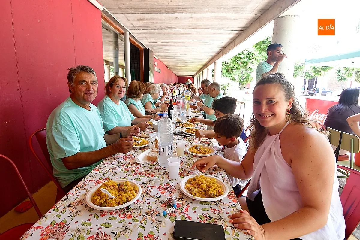 Sanjuanejo fiestas San Juan paella