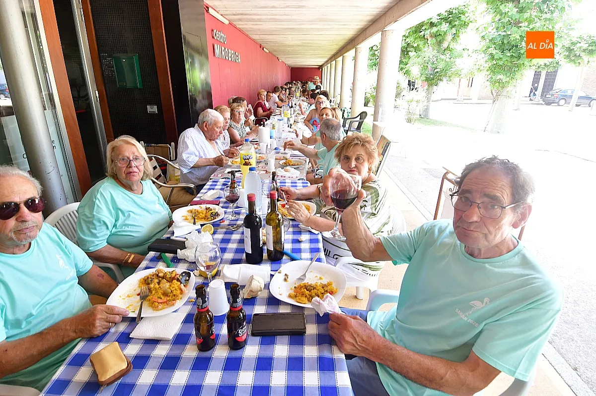 Sanjuanejo fiestas San Juan paella