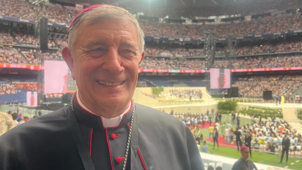 Foto 2 - El obispo de Ciudad Rodrigo y Salamanca acompa&ntilde;a al papa Le&oacute;n XIV en los actos oficiales de su visita a Espa&ntilde;a