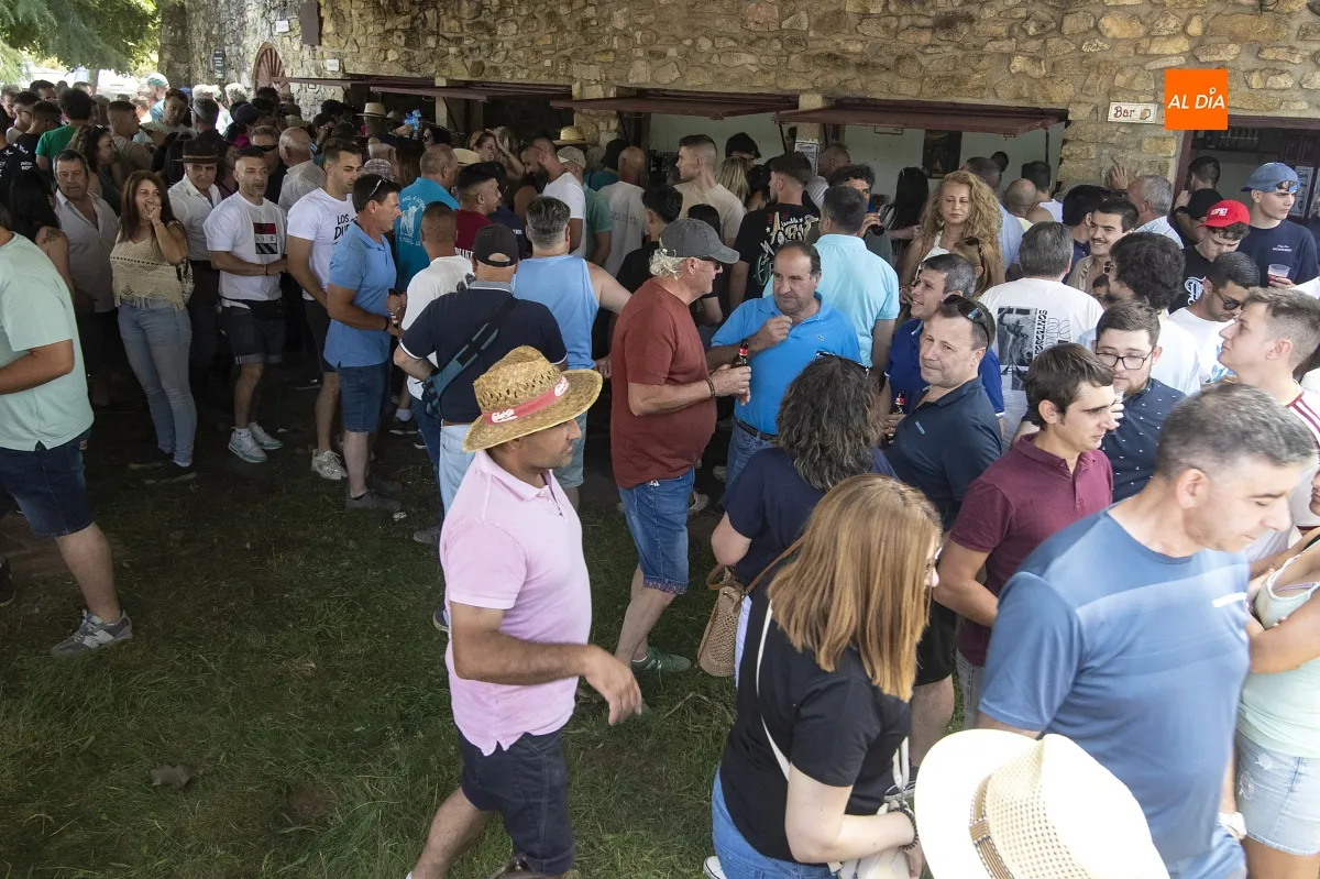 Encierro a Caballo Navasfrías por San Juan